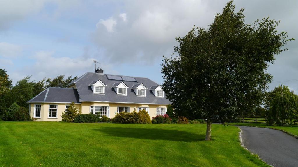 Ashfield House B&B Конг Екстериор снимка
